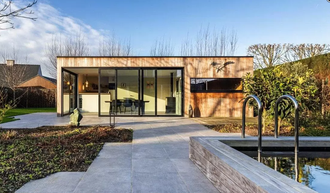 Строительство беседки в современном стиле